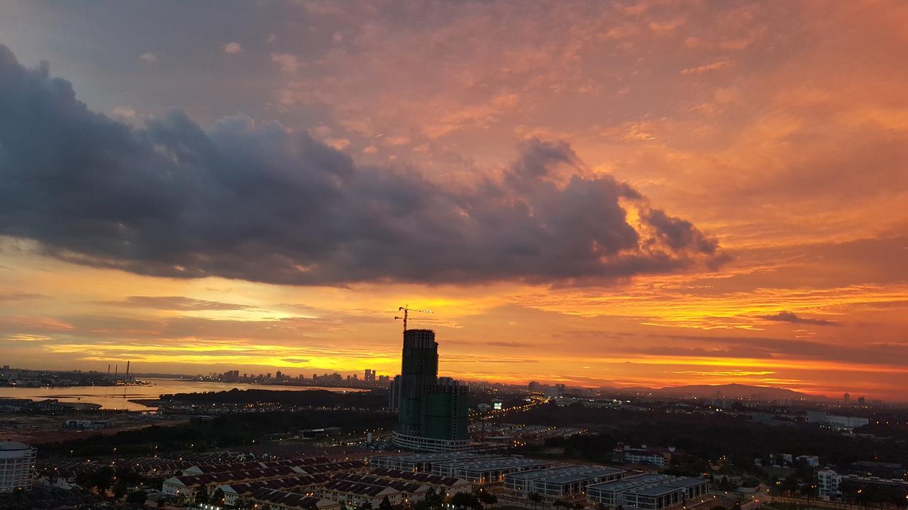 D'Calton Seaview Apartment Johor Bahru Bagian luar foto