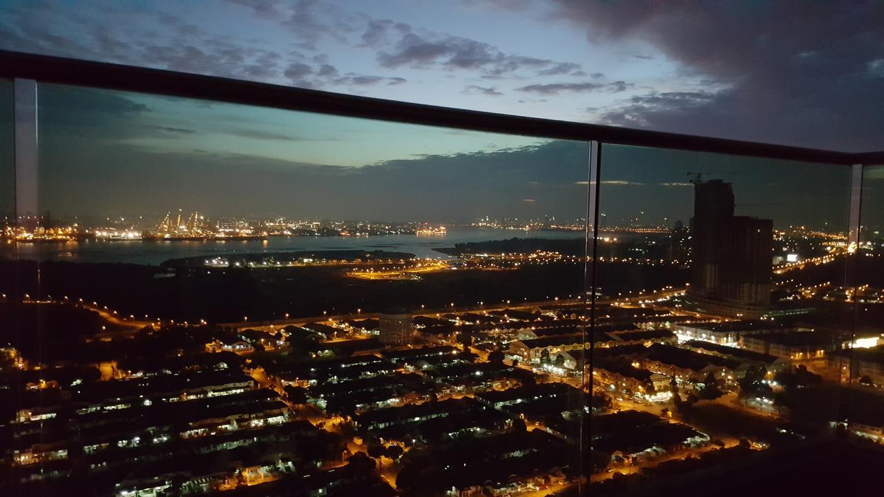 D'Calton Seaview Apartment Johor Bahru Bagian luar foto